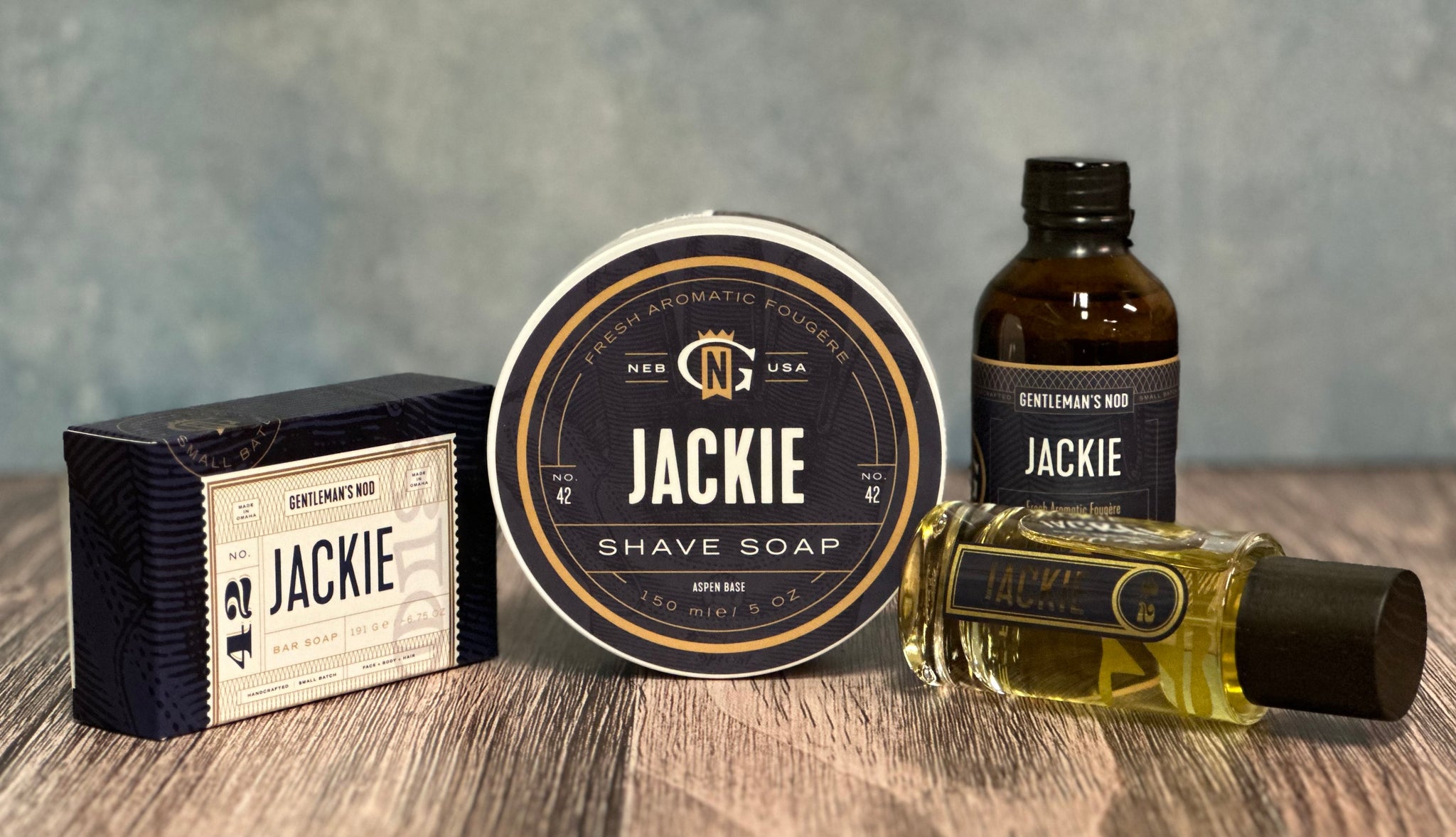 Jackie Parfum Extrait and Shave Gift Set